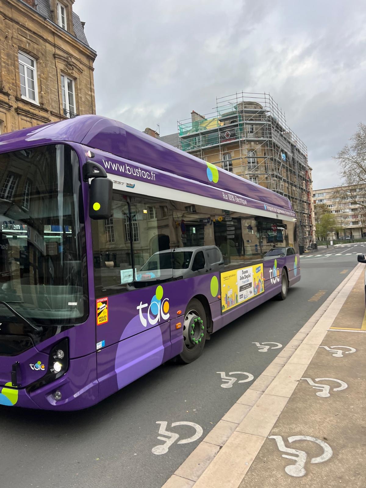 CANICULE : LES CONDUCTEURS DES TAC PEINENT À COMPRENDRE L’ARRÊT DES BUS À PARTIR DE 18 HEURES