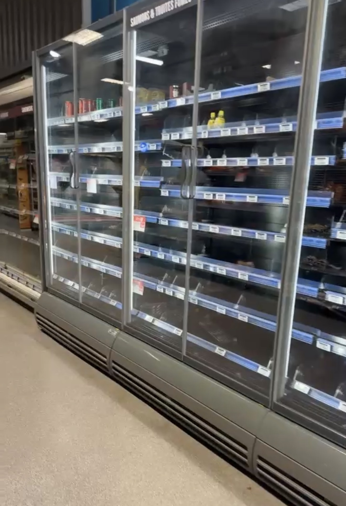LA CANICULE A EU RAISON DES RÉFRIGÉRATEURS DU SUPERMARCHÉ MATCH