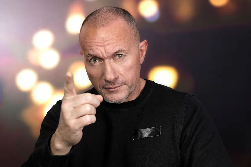 « CETTE FOIS JE NE M’EXCUSERAI PAS » PASCAL LE GRAND FRÈRE SORT DU SILENCE