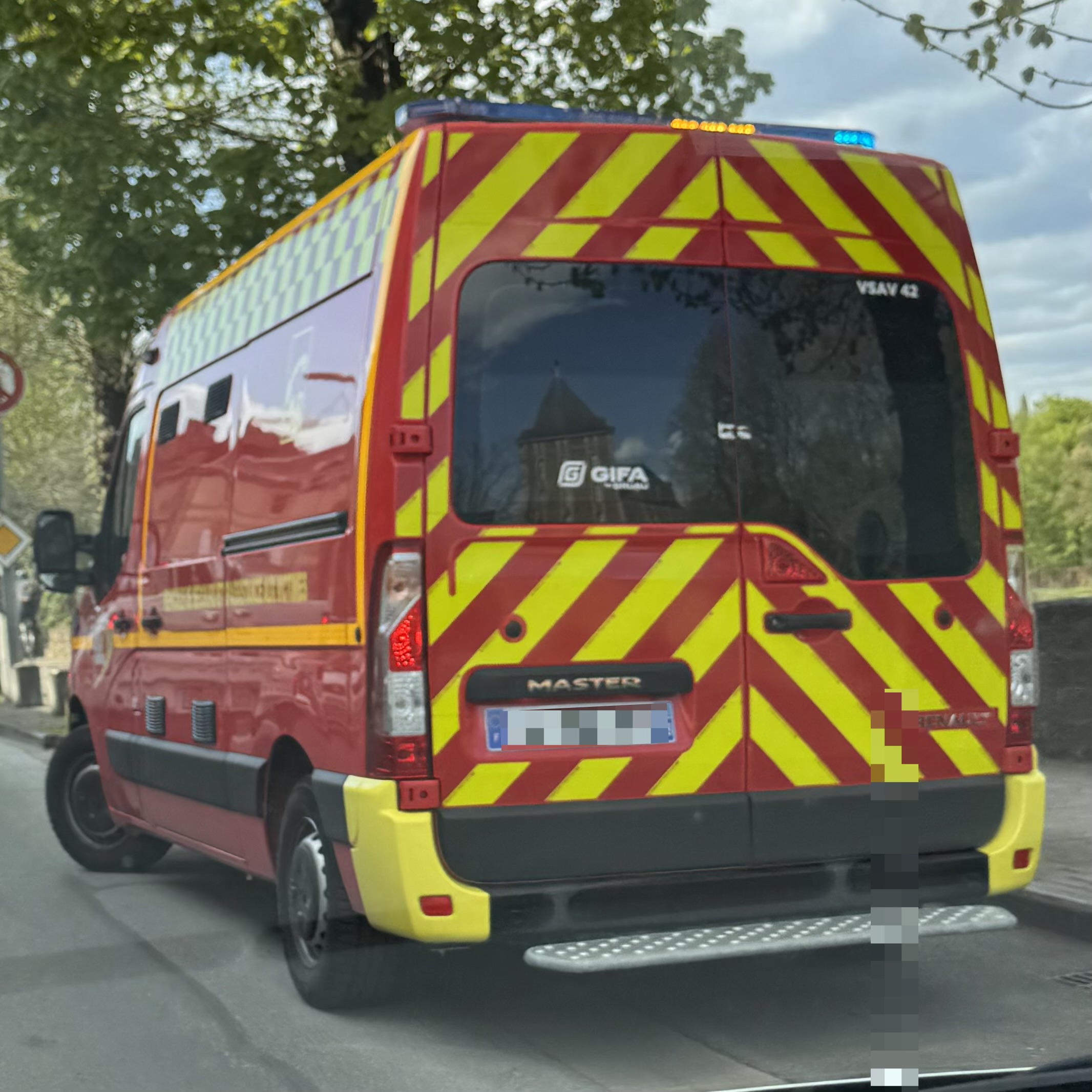UN HOMME DE 79 ANS DÉCÈDE À LA DÉCHETTERIE