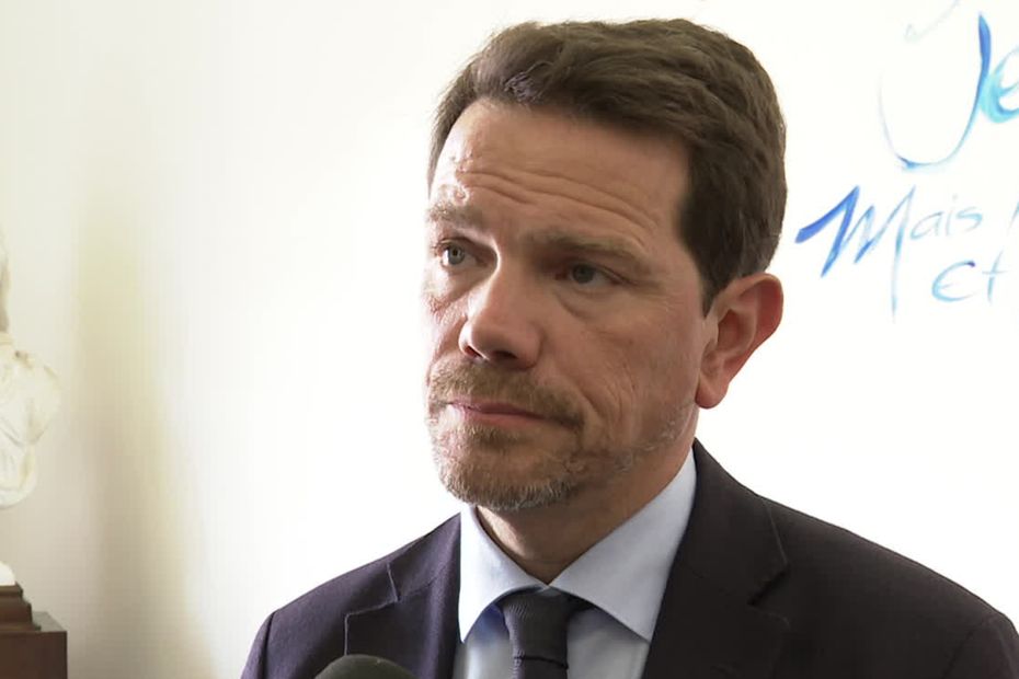 « FAUDRA-T-IL UN MORT ? » : BORIS RAVIGNON TAPE DU POING SUR LA TABLE APRÈS LA RELAXE D’UN HOMME QUI AVAIT MENACÉ LA MAIRIE