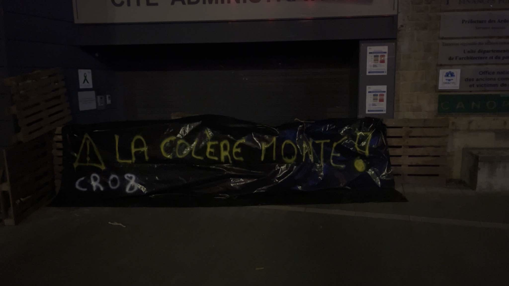 « ON A PRÉVENU. RIEN NE SE PASSE, LA COLÈRE MONTE ET ÇA RISQUE DE PÉTER » : LA COORDINATION RURALE HAUSSE LE TON DEVANT LA CITÉ ADMINISTRATIVE