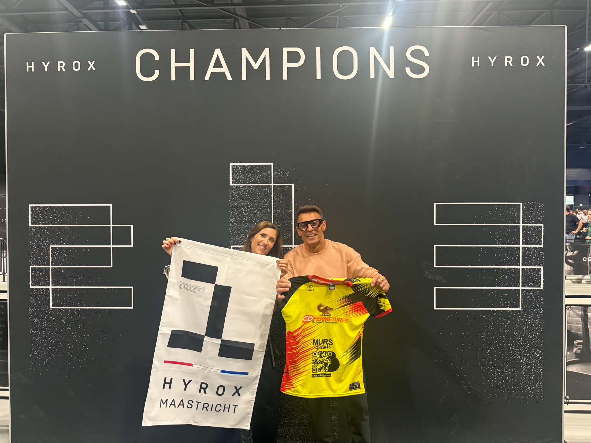 LUCIE ET JOSÉ RODRIGUEZ EN ROUTE POUR LES MONDIAUX D’HYROX À HONG-KONG
