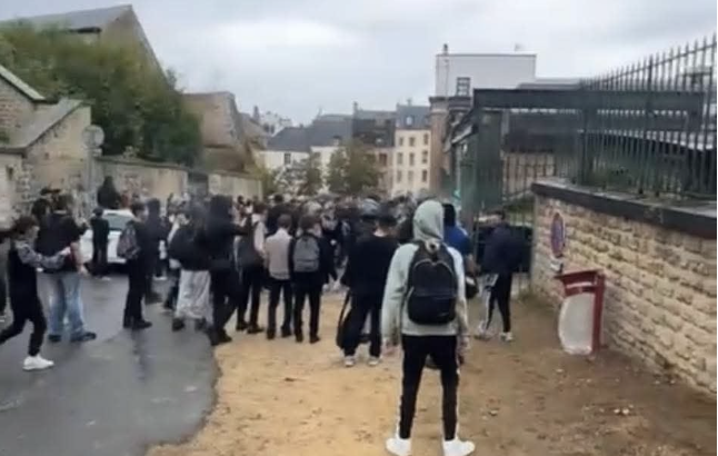 MANIFESTATION : DES SCÈNES DE VIOLENCE DEVANT LE LYCÉE LE CHÂTEAU