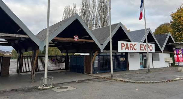 LE SALON DU MARIAGE DE CHARLEVILLE-MÉZIÈRES CHANGE DE NOM ET DE DÉCOR : LE « LOVE STORY FESTIVAL » S’INSTALLE AU CHÂTEAU DU FAUCON