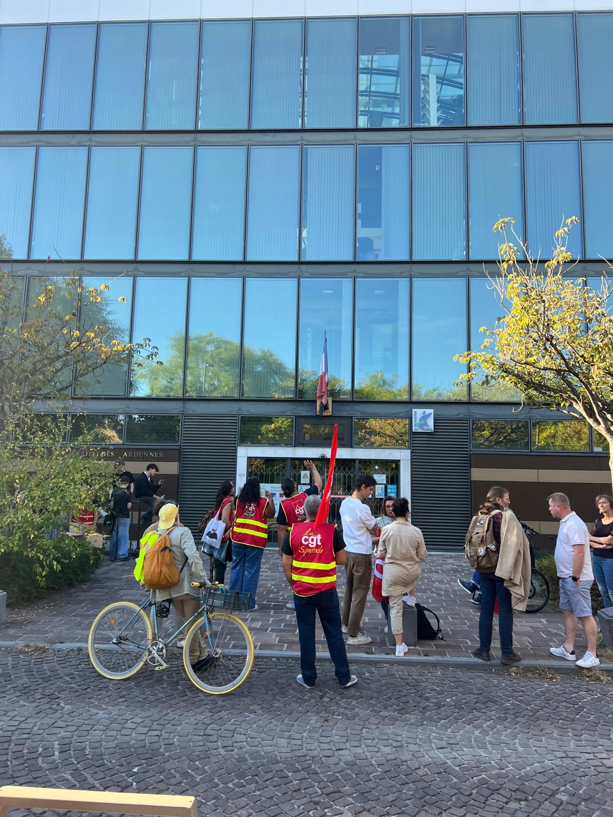 MOBILISATION NATIONALE : LES LYCÉENS ET LES SYNDICATS À NOUVEAU DANS LA RUE