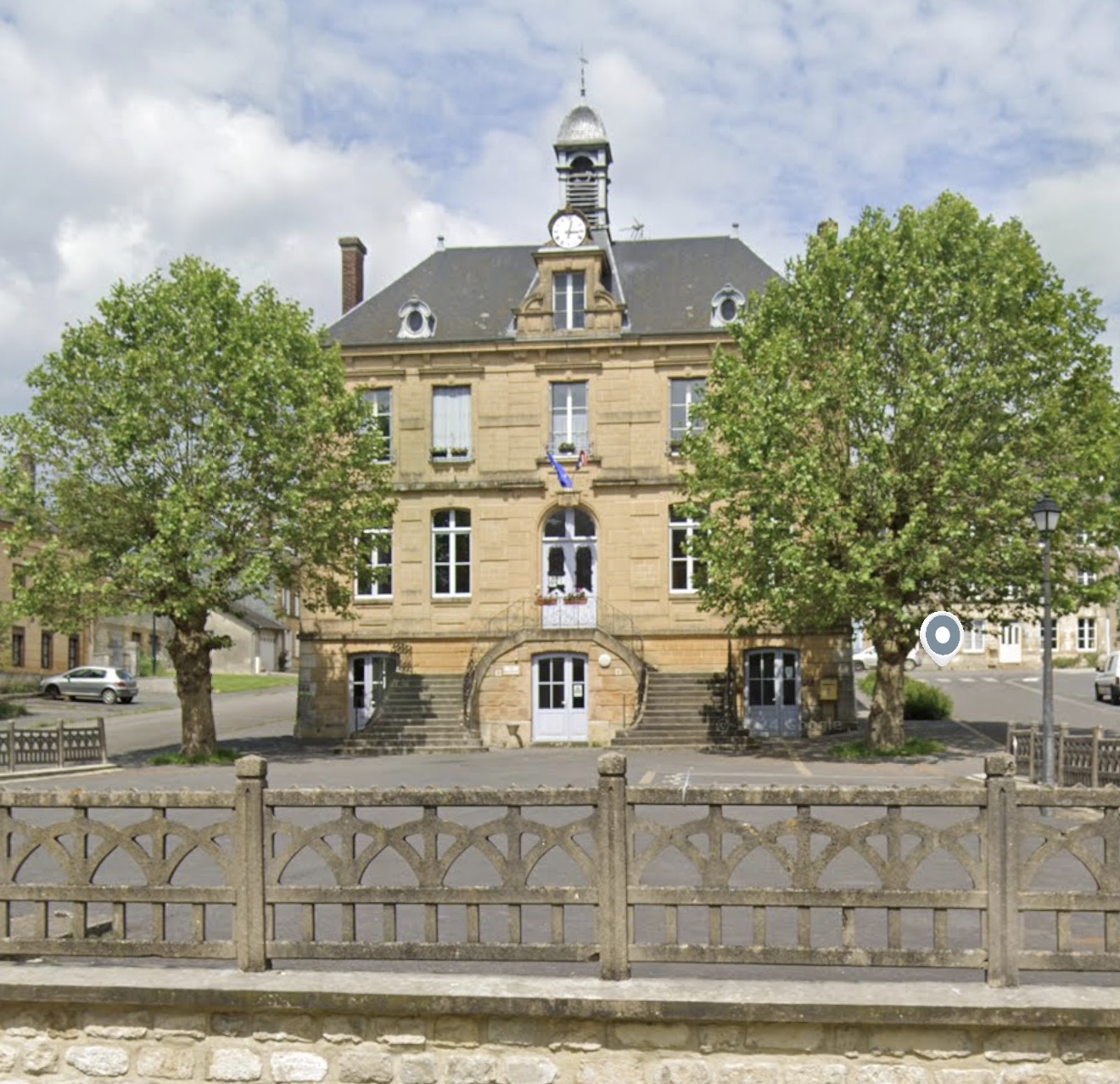 LE MAIRE ET TROIS CONSEILLERS CLAQUENT LA PORTE DE LA MAIRIE