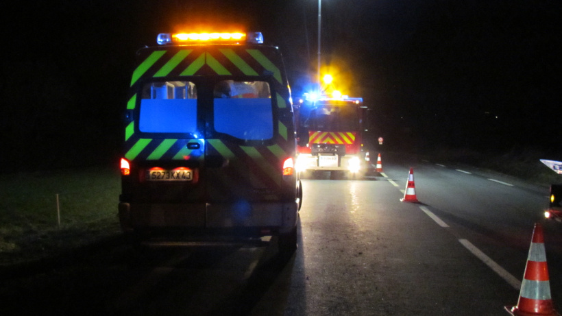 ACCIDENT EN COURS : COLLISION ENTRE UN TRAIN ET UNE VOITURE