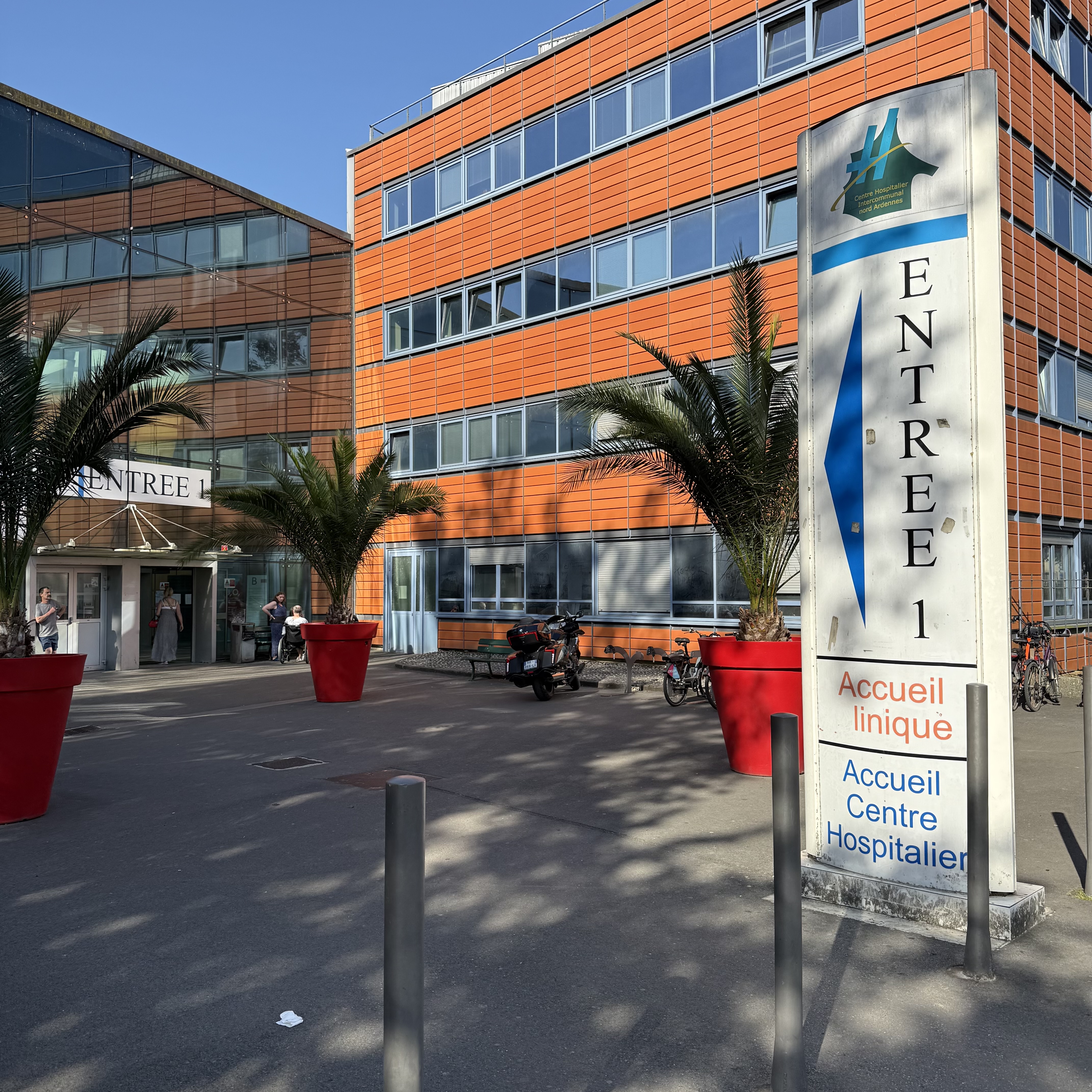UN TROPHÉE ET UN SACRÉ COUP DE PROJECTEUR SUR UN LIVRET DÉDIÉ AUX SOIGNANTS DE NUIT