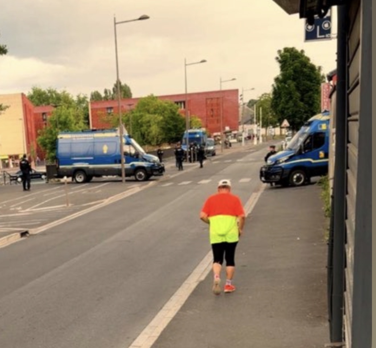 PLUS D’1,3 KILO DE COCAÏNE SAISI : UN IMPORTANT RÉSEAU DE TRAFIC DÉMANTELÉ À LA RONDE-COUTURE