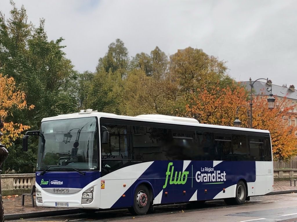 TRANSPORT SCOLAIRE : LES INSCRIPTIONS FLUO SONT OUVERTES POUR LA RENTRÉE 2026